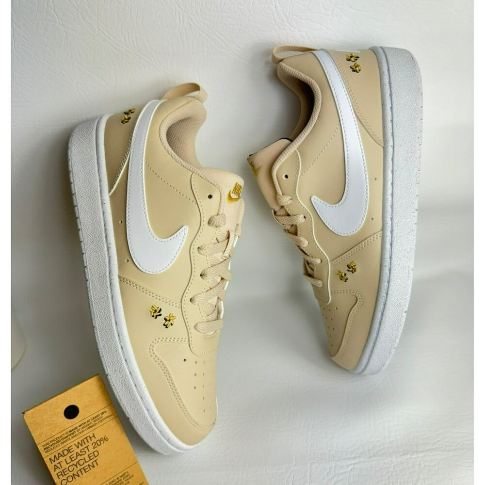 F6 - SIZE 7Y / 8.5 WOMEN'S NIKE COURT BOROUGH RECRAFT SANDDRIFT/ TWINE/WHITE FZ3